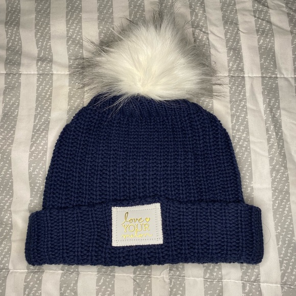 Love Your Melon Accessories - Love Your Melon Pom Beanie